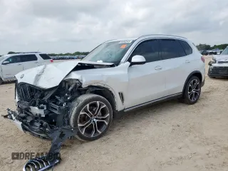 2021 BMW X5 sDrive40i z VIN 5UXCR4C03M9G75222, wystawiony jako Copart lot #59342545 z przebiegiem Nie podano mil oraz Szkoda całkowita • Salvage title. Historia ofert i sprzedaży dostępna na DreamBid. Obrazek 1.