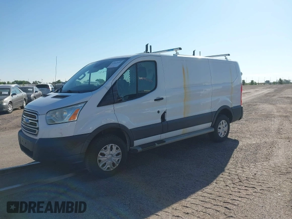 2016 Ford Transit Cargo z VIN 1FTYR1ZM5GKA23390, wystawiony jako IAAI lot #42022649 z przebiegiem 110 658 mil mil oraz . Historia ofert i sprzedaży dostępna na DreamBid. Obrazek 16.