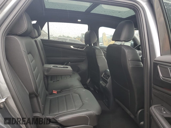 2024 Volkswagen Atlas SEL R-Line with VIN 1V2AE2CA0RC201364, listed as a Copart auction lot 59367255 with 13,638 mi miles and Salvage title. Bid and sale history available at DreamBid. Image 11.