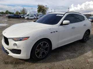 2017 Maserati Levante with VIN ZN661XUS2HX224996, listed as a Copart auction lot 81621103 with 75,779 mi miles. Bid and sale history available at carsss.com. Image 1.