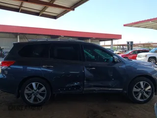 2014 Nissan Pathfinder S with VIN 5N1AR2MM1EC615158, listed as a IAAI auction lot 42403729 with 126,680 mi miles and . Bid and sale history available at DreamBid. Image 13.