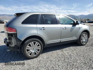 2008 Lincoln MKX with VIN 2LMDU68C08BJ39272, listed as a Copart auction lot 52376395 with 209,384 mi miles and Salvage Title. Bid and sale history available at DreamBid. Image 3.