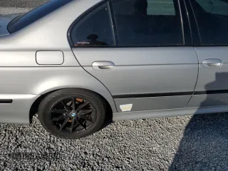 2003 BMW M5 z VIN WBSDE93433CF93518, wystawiony jako Copart lot #77962914 z przebiegiem Nie podano mil oraz Nie do naprawy. Historia ofert i sprzedaży dostępna na DreamBid. Obrazek 12.
