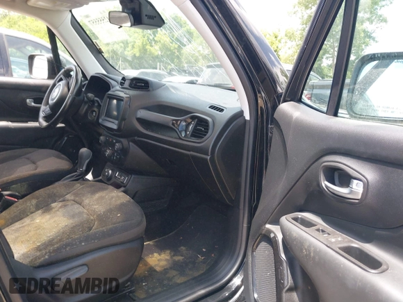 2018 Jeep Renegade Latitude with VIN ZACCJBBB2JPH59443, listed as a IAAI auction lot 42555557 with 66,689 mi miles and . Bid and sale history available at DreamBid. Image 5.