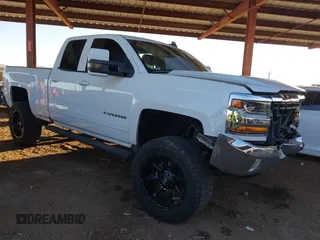2017 Chevrolet Silverado 1500 LT with VIN 1GCRCREC3HZ369447, listed as a IAAI auction lot 41344081 with 115,789 mi miles and . Bid and sale history available at DreamBid. Image 1.