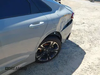 2022 Kia K5 GT-Line z VIN 5XXG64J23NG156401, wystawiony jako IAAI lot #42051123 z przebiegiem 71 853 mil mil oraz . Historia ofert i sprzedaży dostępna na DreamBid. Obrazek 6.