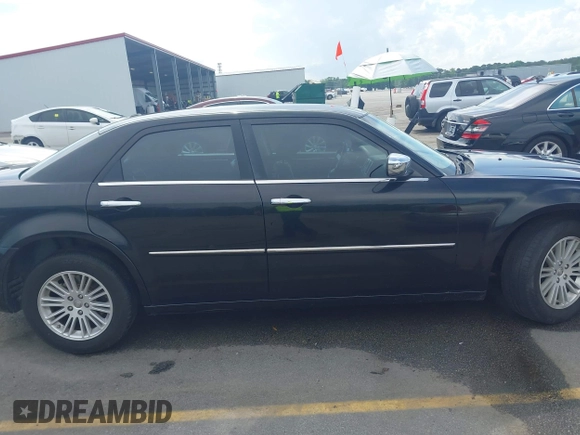 2010 Chrysler 300 Touring with VIN 2C3CA5CV3AH195530, listed as a IAAI auction lot 42103512 with 291,724 mi miles and . Bid and sale history available at DreamBid. Image 13.