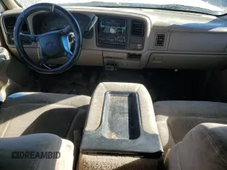 2001 Chevrolet Silverado 1500 LS with VIN 1GCEC19V11E232175, listed as a Copart auction lot 79202904 with 309,623 mi miles and Salvage Title. Bid and sale history available at DreamBid. Image 8.