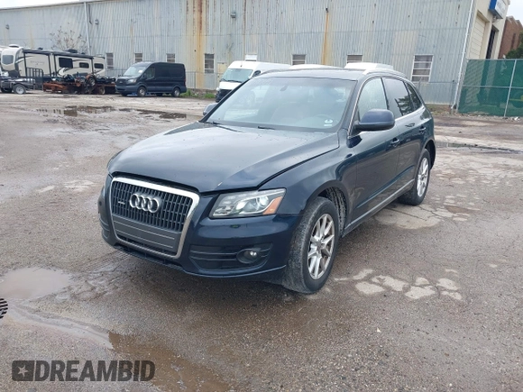2011 Audi Q5 Premium Plus z VIN WA1LFAFP3BA038139, wystawiony jako IAAI lot #42186980 z przebiegiem 197 807 mil mil oraz . Historia ofert i sprzedaży dostępna na DreamBid. Obrazek 2.