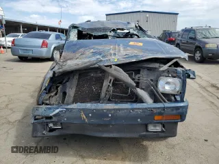 1994 GMC Jimmy SL z VIN 1GKCS13WXR0532905, wystawiony jako Copart lot #60670404 z przebiegiem 116 002 mil mil oraz Nie do naprawy. Historia ofert i sprzedaży dostępna na DreamBid. Obrazek 5.
