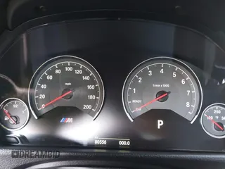 2015 BMW M4 z VIN WBS3U9C51FJ968052, wystawiony jako IAAI lot #42301612 z przebiegiem 80 556 mil mil oraz . Historia ofert i sprzedaży dostępna na DreamBid. Obrazek 7.