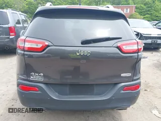 2017 Jeep Cherokee Latitude с VIN 1C4PJMCS6HW649441, выставлен на аукционе IAAI как лот 42286967 с пробегом 68 742 миль миль и . История ставок и продаж доступна на DreamBid. Изображение 16.