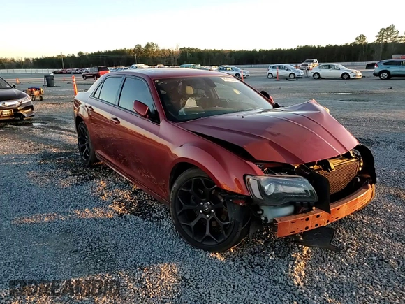 2020 Chrysler 300 S z VIN 2C3CCABG1LH255488, wystawiony jako Copart lot #83475054 z przebiegiem 98 252 mil mil oraz Szkoda całkowita • Salvage title. Historia ofert i sprzedaży dostępna na DreamBid. Obrazek 11.