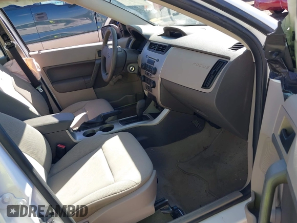 2008 Ford Focus S with VIN 1FAHP34N98W134025, listed as a IAAI auction lot 40354695 with 134,340 mi miles. Bid and sale history available at carsss.com. Image 5.