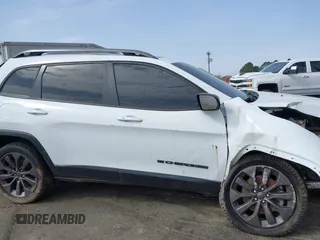 2021 Jeep Cherokee Latitude Lux with VIN 1C4PJMMX6MD148808, listed as a IAAI auction lot 41840146 with 34,155 mi miles and . Bid and sale history available at carsss.com. Image 13.