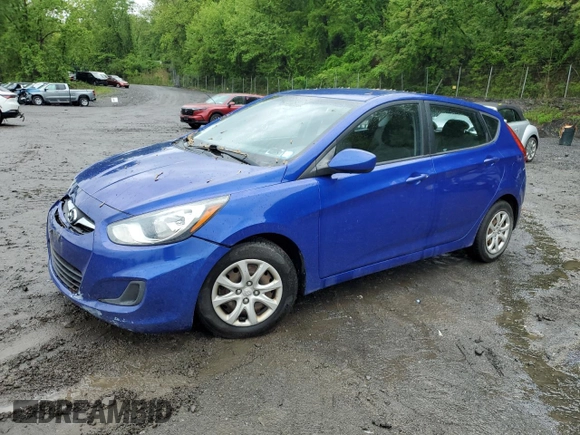 2014 Hyundai Accent GS with VIN KMHCT5AE7EU152218, listed as a Copart auction lot 57022785 with 117,677 mi miles and Salvage title. Bid and sale history available at DreamBid. Image 1.