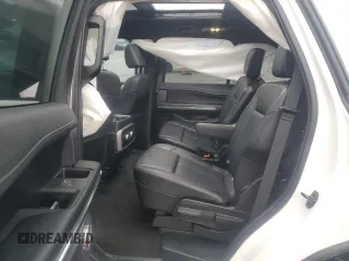 2021 Ford Expedition XLT with VIN 1FMJU1JT2MEA53911, listed as a Copart auction lot 86660754 with 39,155 mi miles and Salvage Title. Bid and sale history available at carsss.com. Image 11.