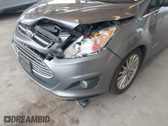 2014 Ford C-Max SEL with VIN 1FADP5BU0EL506465, listed as a IAAI auction lot 42138014 with 165,528 mi miles and . Bid and sale history available at DreamBid. Image 6.
