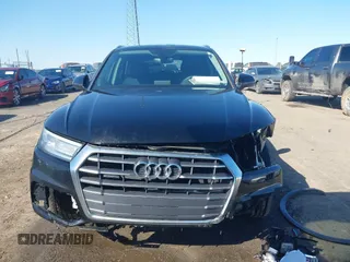 2018 Audi Q5 Premium with VIN WA1ANAFY7J2143407, listed as a IAAI auction lot 41642531 with 71,169 mi miles. Bid and sale history available at carsss.com. Image 12.