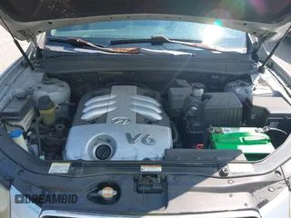 2007 Hyundai Santa Fe SE with VIN 5NMSH13E77H024627, listed as a IAAI auction lot 42684627 with 294,784 mi miles and . Bid and sale history available at DreamBid. Image 10.