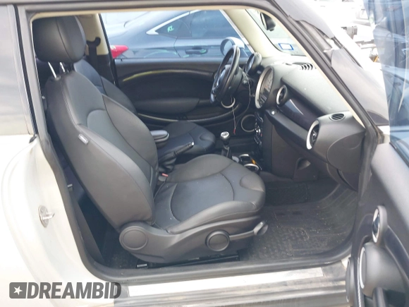 2013 MINI Hardtop S with VIN WMWSV3C5XDT476311, listed as a IAAI auction lot 42278808 with 101,646 mi miles and . Bid and sale history available at DreamBid. Image 5.