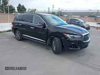 2020 Infiniti QX60 LUXE with VIN 5N1DL0MM5LC540433, listed as a IAAI auction lot 41894992 with 70,034 mi miles. Bid and sale history available at carsss.com. Image 6.
