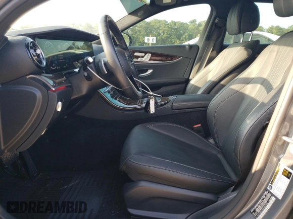 2021 Mercedes-Benz E-Class E 450 with VIN W1KZF5KB1MA940945, listed as a Copart auction lot 68541314 with 35,151 mi miles and Salvage Title. Bid and sale history available at carsss.com. Image 7.
