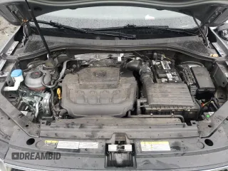 2022 Volkswagen Tiguan SE R-Line Black z VIN 3VV8B7AX4NM095539, wystawiony jako Copart lot #50128775 z przebiegiem 48 627 mil mil oraz Szkoda całkowita • Salvage title. Historia ofert i sprzedaży dostępna na DreamBid. Obrazek 13.