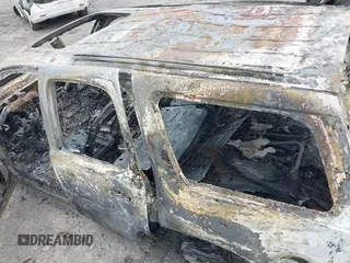 2013 Chevrolet Tahoe LT с VIN 1GNSKBE08DR335104, выставлен на аукционе IAAI как лот 42060922 с пробегом Не указан миль и . История ставок и продаж доступна на DreamBid. Изображение 6.
