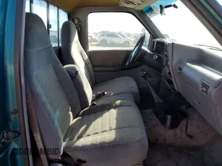 1994 Ford Ranger Splash with VIN 1FTCR10AXRTA65421, listed as a Copart auction lot 46926445 with 219,046 mi miles and Salvage Title. Bid and sale history available at DreamBid. Image 7.
