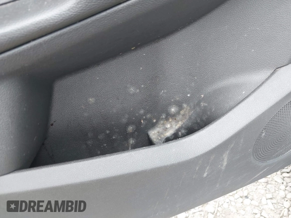 2014 Ford Escape SE with VIN 1FMCU9GX4EUB09341, listed as a IAAI auction lot 42398890 with 117,541 mi miles and . Bid and sale history available at DreamBid. Image 12.
