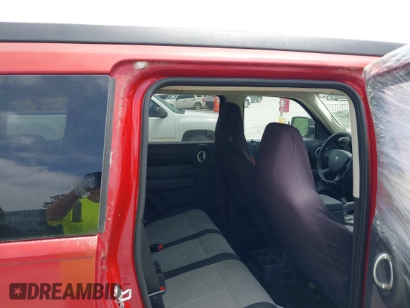 2007 Dodge Nitro SXT z VIN 1D8GT28K37W683408, wystawiony jako IAAI lot #42273045 z przebiegiem 279 799 mil mil oraz . Historia ofert i sprzedaży dostępna na DreamBid. Obrazek 8.