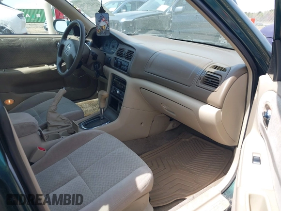 2001 Mazda 626 LX z VIN 1YVGF22D915241384, wystawiony jako IAAI lot #41927705 z przebiegiem 231 801 mil mil oraz . Historia ofert i sprzedaży dostępna na DreamBid. Obrazek 5.