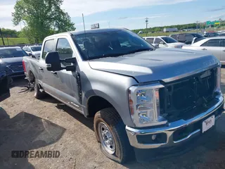 2024 Ford F-250 XL с VIN 1FT7W2BT8REE95869, выставлен на аукционе IAAI как лот 42170240 с пробегом Не указан миль и . История ставок и продаж доступна на DreamBid. Изображение 13.