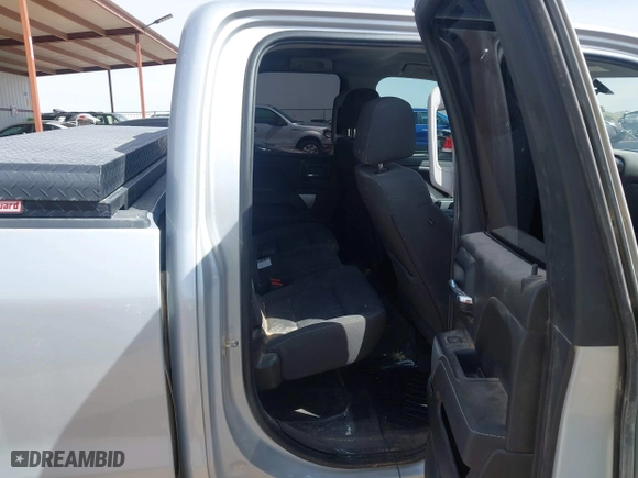 2018 Chevrolet Silverado 1500 LT with VIN 1GCVKREC9JZ379536, listed as a IAAI auction lot 41911896 with 116,582 mi miles. Bid and sale history available at carsss.com. Image 8.