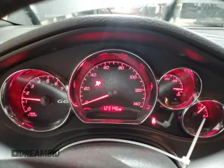 2007 Pontiac G6 GT z VIN 1G2ZH361874133503, wystawiony jako Copart lot #54449015 z przebiegiem 123 146 mil mil oraz Szkoda całkowita • Salvage title. Historia ofert i sprzedaży dostępna na DreamBid. Obrazek 9.