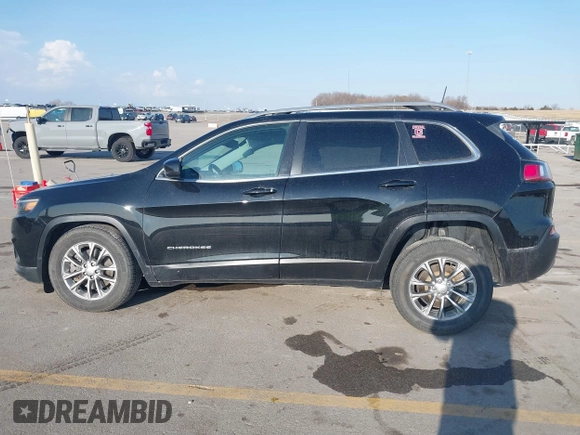 2019 Jeep Cherokee Latitude Plus with VIN 1C4PJMLX4KD305945, listed as a IAAI auction lot 41897473 with 53,271 mi miles. Bid and sale history available at carsss.com. Image 14.