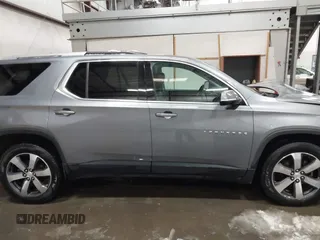 2018 Chevrolet Traverse LT Leather with VIN 1GNEVHKW2JJ220525, listed as a IAAI auction lot 41570668 with 147,721 mi miles. Bid and sale history available at carsss.com. Image 13.
