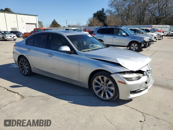 2013 BMW 3 Series 328i with VIN WBA3A5G54DNP26183, listed as a Copart auction lot 88956315 with 200,819 mi miles and Salvage Title. Bid and sale history available at carsss.com. Image 4.