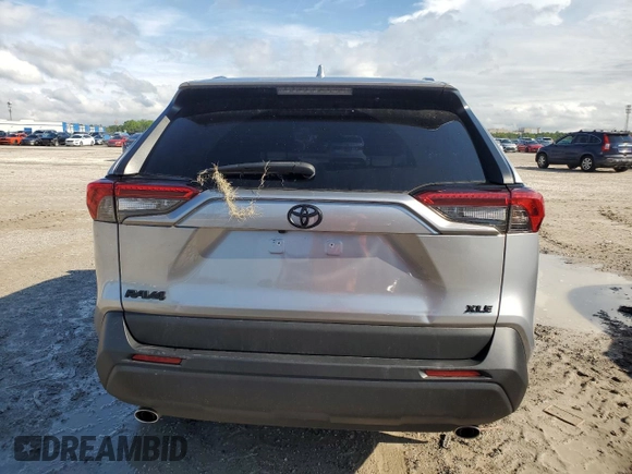 2021 Toyota RAV4 XLE with VIN 2T3W1RFV6MC152866, listed as a Copart auction lot 67205784 with 0 mi miles and Salvage Title. Bid and sale history available at carsss.com. Image 6.