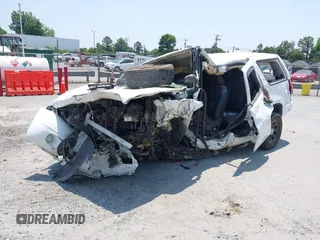 2013 Chevrolet Tahoe Commercial with VIN 1GNLC2E08DR216213, listed as a IAAI auction lot 37406061 with Not provided miles and . Bid and sale history available at DreamBid. Image 17.