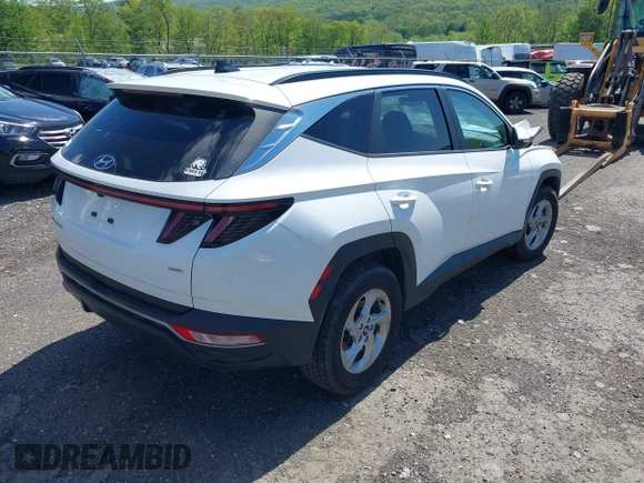 2022 Hyundai Tucson SEL with VIN 5NMJBCAE4NH124578, listed as a IAAI auction lot 41889731 with Not Provided miles. Bid and sale history available at carsss.com. Image 4.