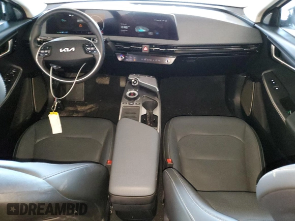 2022 Kia EV6 Wind z VIN KNDC34LA2N5059822, wystawiony jako Copart lot #54371445 z przebiegiem 78 895 mil mil oraz Szkoda całkowita • Salvage title. Historia ofert i sprzedaży dostępna na DreamBid. Obrazek 8.