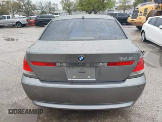 2003 BMW 7 Series 745i с VIN WBAGL63473DP64462, выставлен на аукционе IAAI как лот 41751691 с пробегом 146 789 миль миль и . История ставок и продаж доступна на DreamBid. Изображение 16.