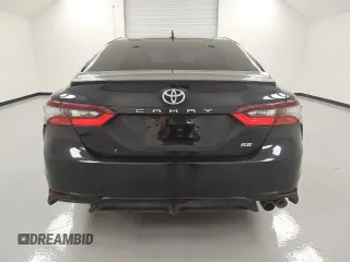 2022 Toyota Camry SE with VIN 4T1G11AK2NU698835, listed as a Copart auction lot 53816855 with 61,183 mi miles and Clean Title. Bid and sale history available at DreamBid. Image 6.