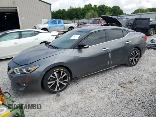 2018 Nissan Maxima SV z VIN 1N4AA6AP5JC401985, wystawiony jako Copart lot #60111745 z przebiegiem 61 808 mil mil oraz Czysty tytuł • Clean title. Historia ofert i sprzedaży dostępna na DreamBid. Obrazek 1.