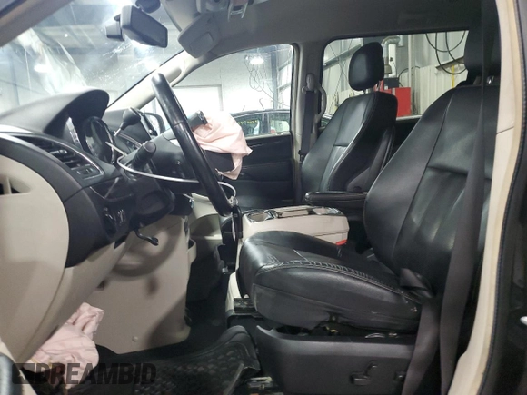 2015 Chrysler Town & Country Touring-L with VIN 2C4RC1CG7FR583839, listed as a Copart auction lot 51528995 with 240,978 mi miles and Salvage Title. Bid and sale history available at carsss.com. Image 7.