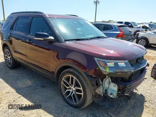 2018 Ford Explorer Sport z VIN 1FM5K8GT3JGC90284, wystawiony jako IAAI lot #42225930 z przebiegiem 120 727 mil mil oraz . Historia ofert i sprzedaży dostępna na DreamBid. Obrazek 1.