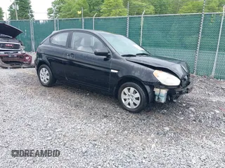 2011 Hyundai Accent GS z VIN KMHCM3AC2BU202485, wystawiony jako IAAI lot #42246967 z przebiegiem 185 858 mil mil oraz . Historia ofert i sprzedaży dostępna na DreamBid. Obrazek 1.