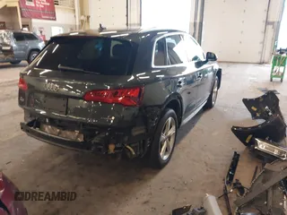 2020 Audi Q5 Premium with VIN WA1ANAFY8L2025272, listed as a IAAI auction lot 41891966 with 76,626 mi miles and . Bid and sale history available at DreamBid. Image 4.